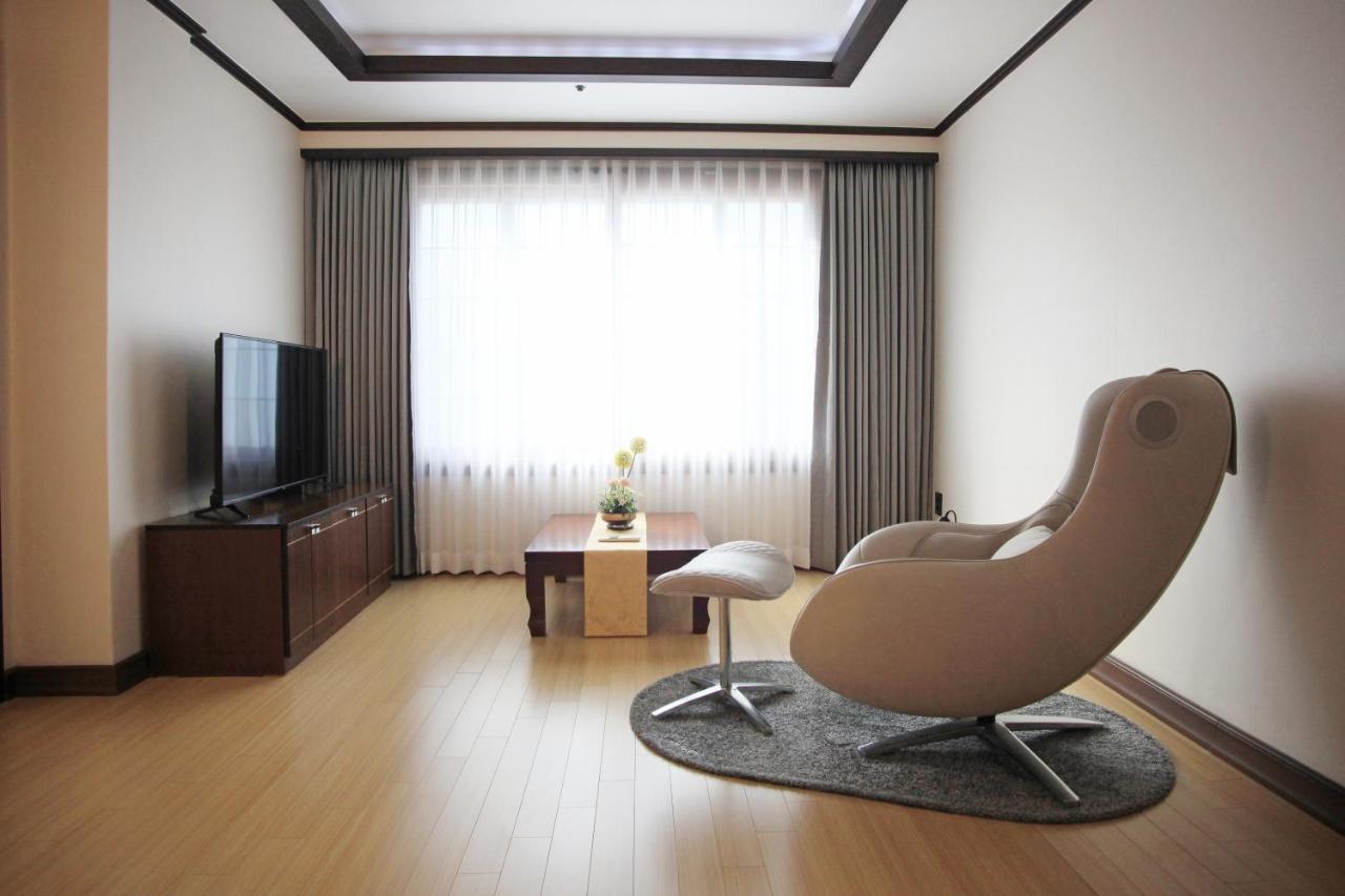 Hotel Ramada By Wyndham Suanbo Chungju Exterior foto
